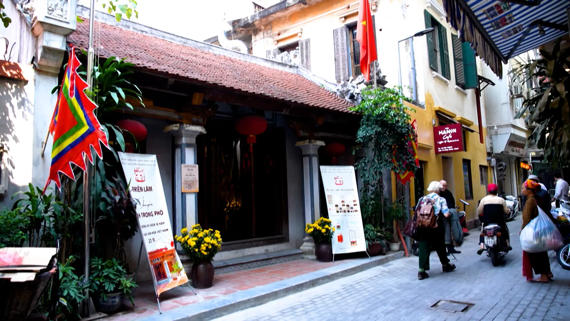 Chuyện đình trong phố cổ | Hà Nội đến để yêu | 11/08/2025